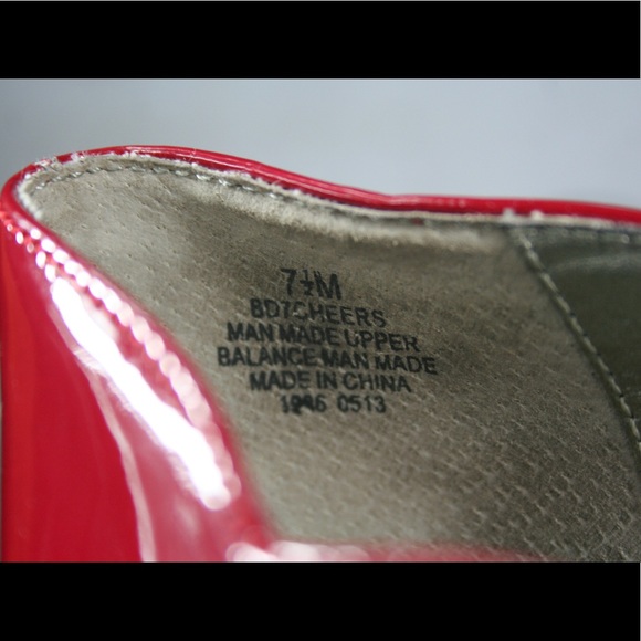 Red patent Bandolino heels in EUC! - Picture 6 of 7